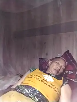 -xuka-200 - -Xuka-200's free webcam - UK Sex Cams