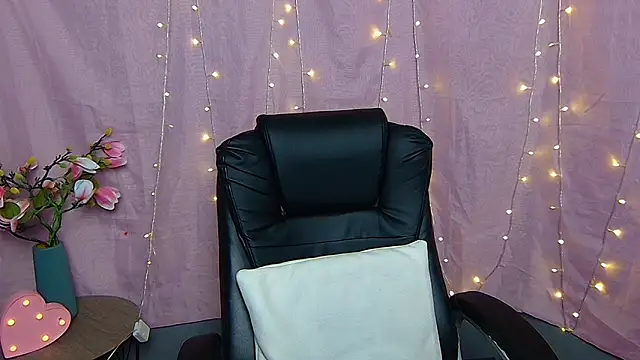 laurafinn - LauraFinn's free webcam