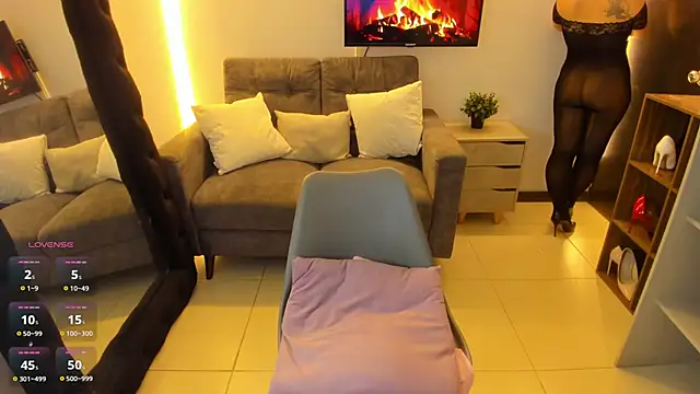 samantha_hot20 - Samantha_hot20's free webcam - UK Sex Cams