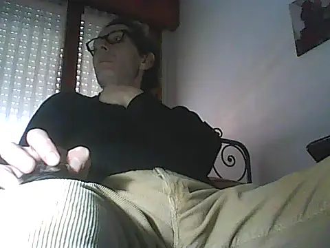 moro_ra - Moro_ra's free webcam - UK Sex Cams