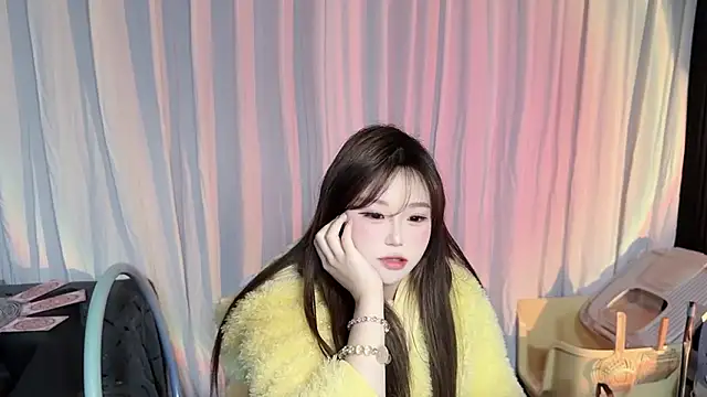 美女CC-CAIBAO在线直播