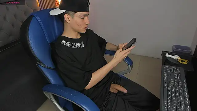 samblack_ - SamBlack_'s free webcam - UK Sex Cams