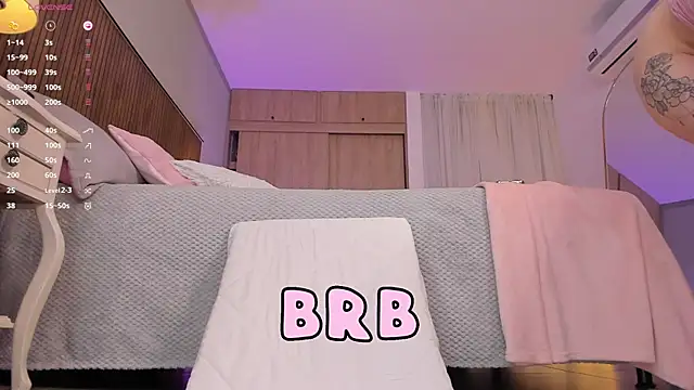 tatikiss_ live sex cam