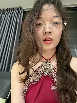 美女meimei_x在线直播