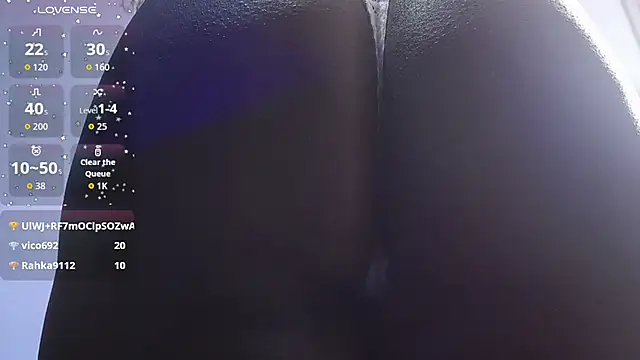 ebony_rizon - Ebony_rizon's free webcam - UK Sex Cams