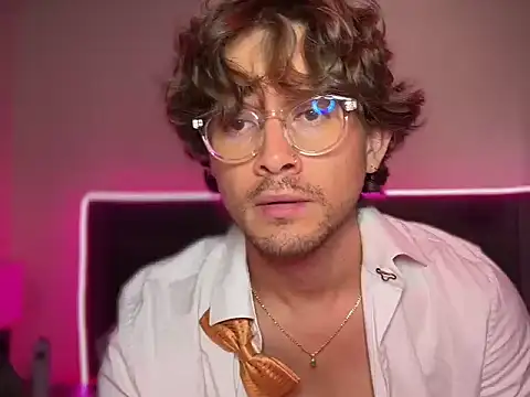 mcklister_kinky_feets (M young) - CUM AT GOAL