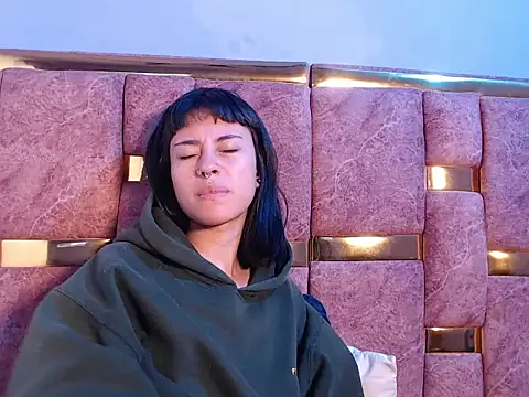 _nanah45 - _nanah45's free webcam - UK Sex Cams