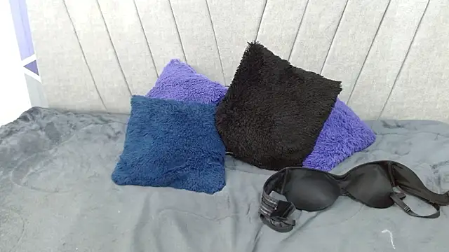 luna_merie - Luna_merie's free webcam - UK Sex Cams