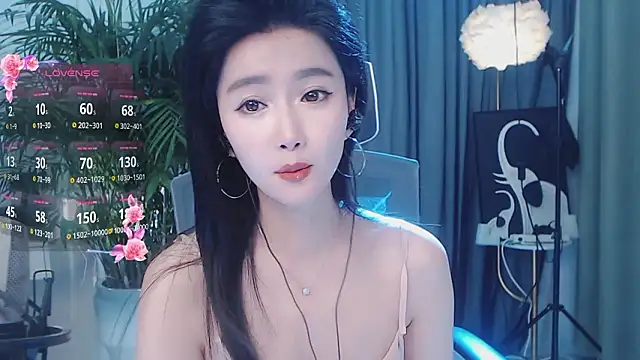 美女feifei-love在线直播