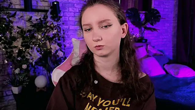 sunshineblaze - SunshineBlaze's free webcam