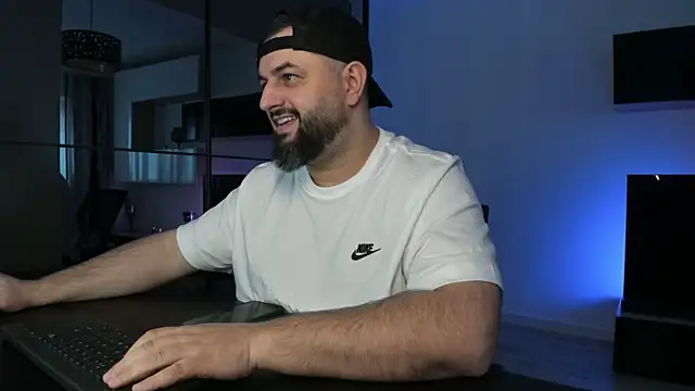 dravenpeak (Ask my age) - 👑