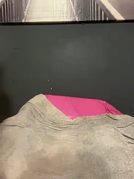 Webcam Model (SEXaddictCANDY10)  is live.Free join now!