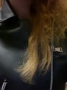 mysterious_girls - Mysterious_girls's free webcam - UK Sex Cams