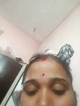 Webcam Model (Deepjakolirr)  is live.Free join now!