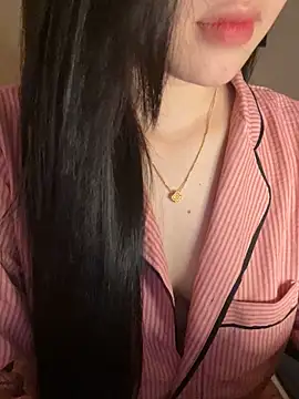 bonnie22 - Bonnie22's free webcam - UK Sex Cams