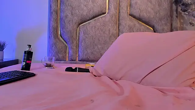 cloedurant - Cloedurant's free webcam - UK Sex Cams