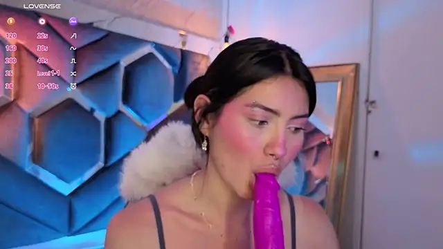 brandy_collinss - Brandy_collinss's free webcam - UK Sex Cams