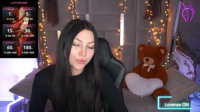 elisevelour - EliseVelour's free webcam