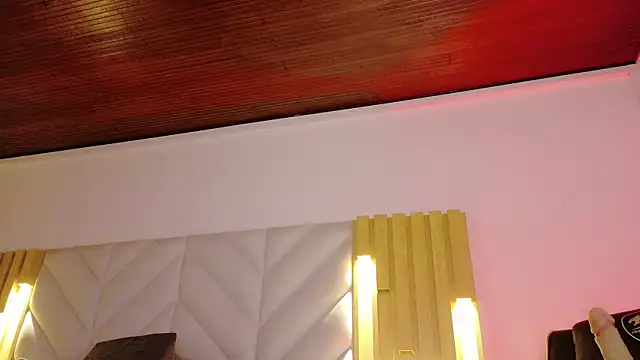 anaise_latif (F young) - Spanks ass so hard x 5 🍑👋