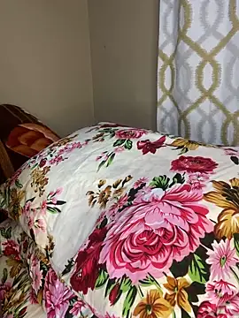 yummymelanin117 - YummyMelanin117's free webcam - UK Sex Cams