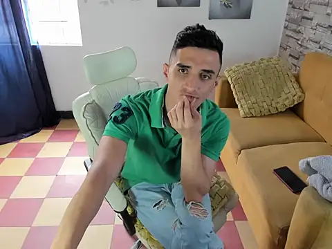 felipe_colinss - Felipe_colinss's free webcam - UK Sex Cams