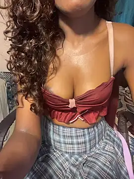 Webcam Model (Indian-Squirt)  is live.Free join now!