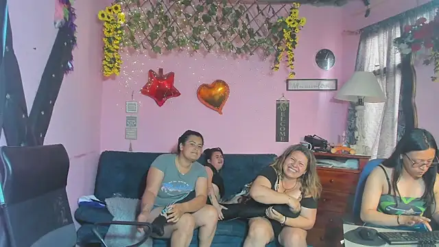 lesbiancuple live sex cam