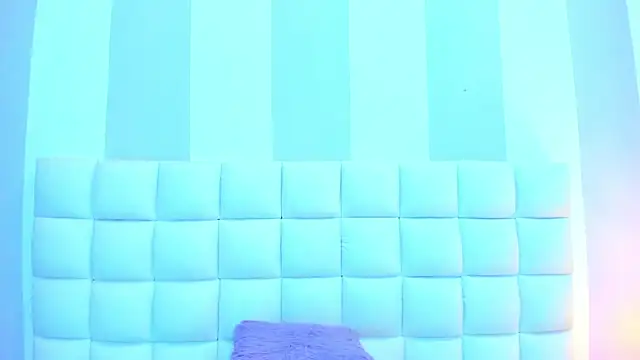 teresasroom_ (F young) - Suck dildo and dance