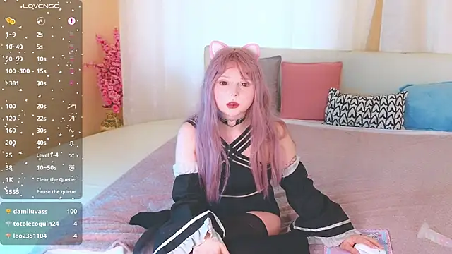 usagi_sasagi (F young) - show pussy