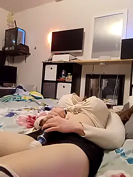 sissytrapdolly24 webcam