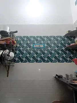 hot-tinaa (F young) - Boobs Show