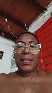 channeldelacroix - ChanneldelaCroix's free webcam - UK Sex Cams