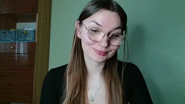 looveellyx - LooveELLYx's free webcam - UK Sex Cams