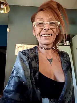 frozenwaffle - FrozenWaffle's free webcam - UK Sex Cams