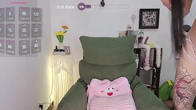 美女qiooq00在线直播