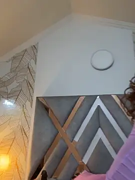 Webcam Model (Hannagarces)  is live.Free join now!