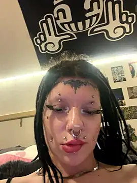 Webcam Model (demonLamia)  is live.Free join now!