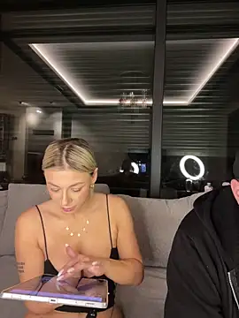 SexOnMyLvL live cam profile