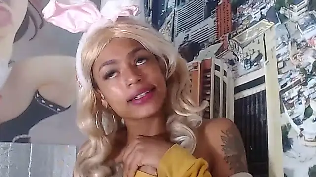 katalina__candy (F young) - fisting anal and squirt