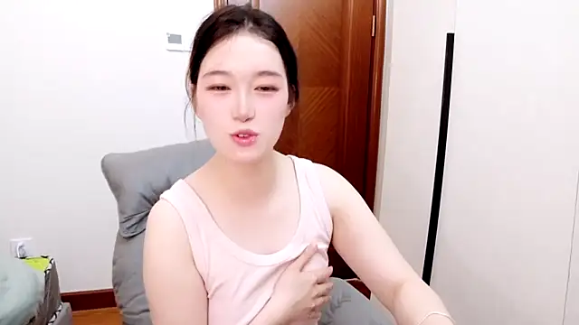 美女onnina在线直播