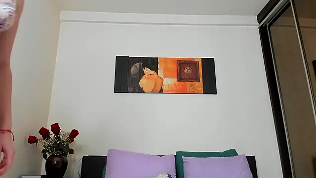 goldenlunaa - GoldenLunaa's free webcam - UK Sex Cams