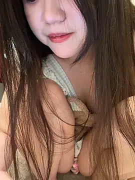 美女Nan-2026在线直播