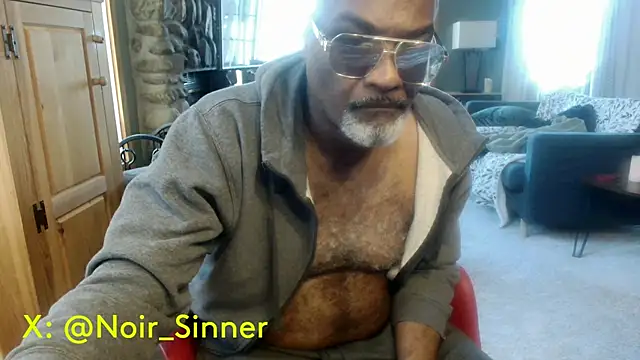 sinnernoir - Sinnernoir's free webcam - UK Sex Cams