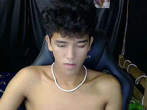 hugekenbigcock (M twink) - cum with me and vibrate me