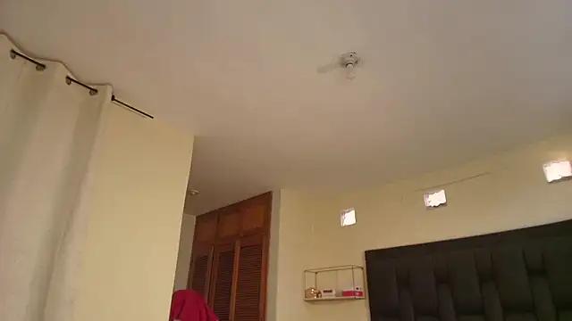 shanakendal2 live sex cam