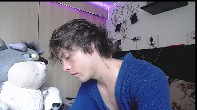 santiago_kiler - Santiago_kiler's free webcam - UK Sex Cams