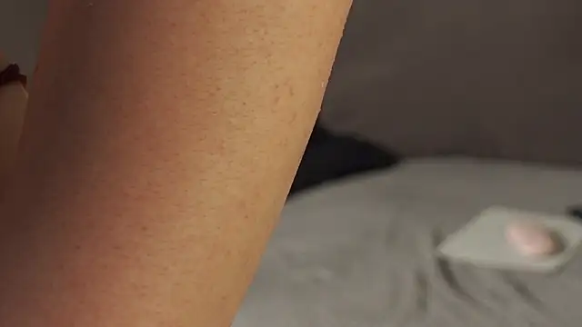 PeachyPixiee live sex cam