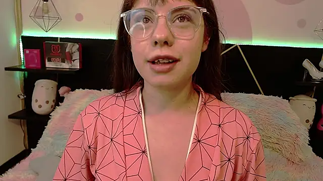 danniabbey - DanniAbbey's free webcam - UK Sex Cams