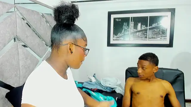 evaxemma - EvaxEmma's free webcam - UK Sex Cams