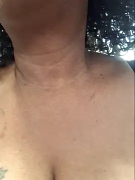 Webcam Model (Big_Booty_Bonnie)  is live.Free join now!